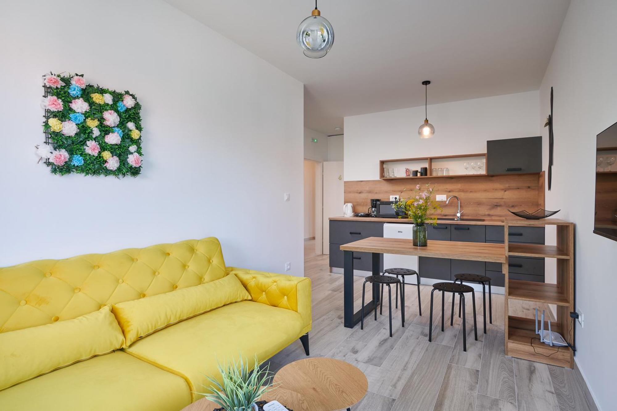 Urban Apartment Endji Mocici Bagian luar foto